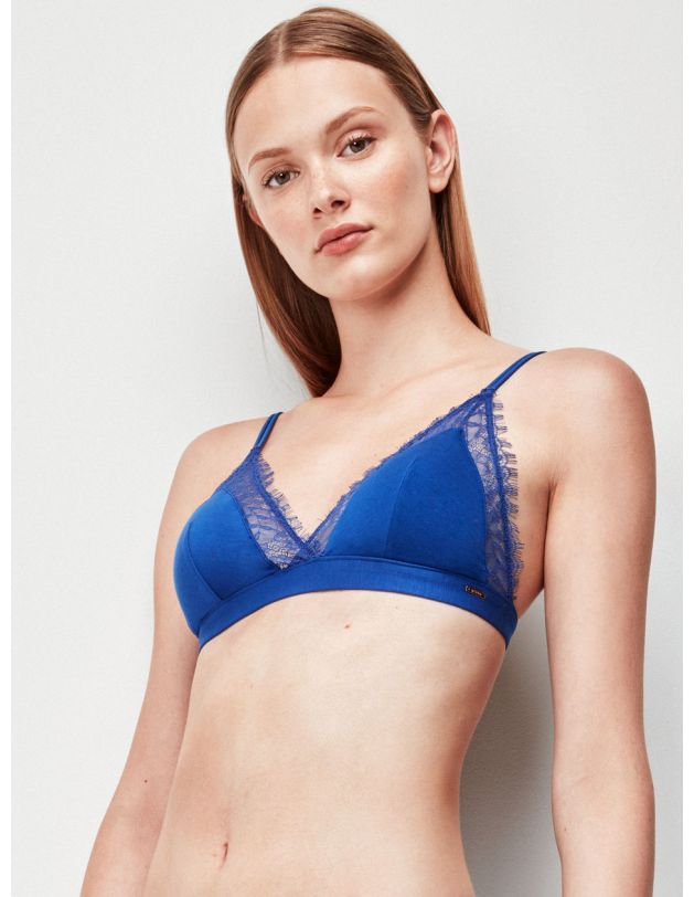 Conjunto triangular de Gisela