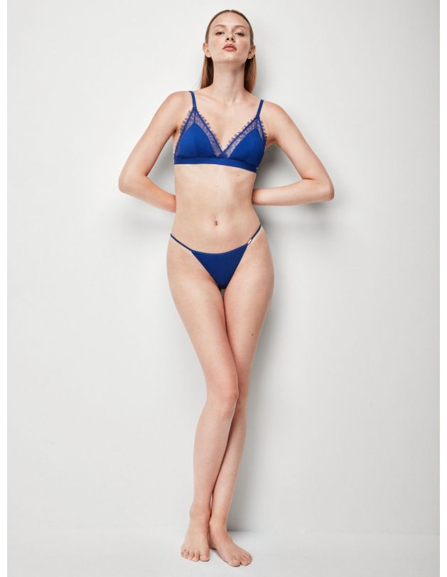 Conjunto triangular de Gisela