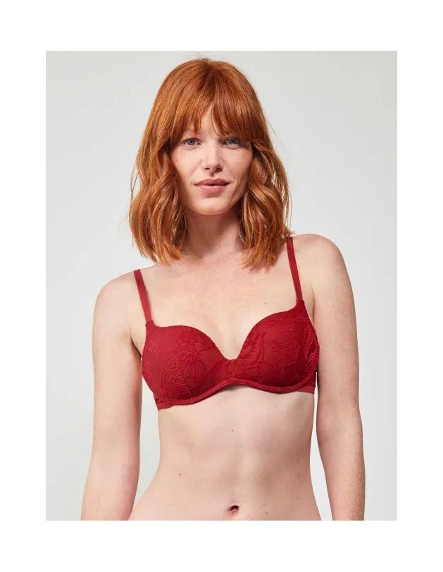 Sujetador push up sin aro con diseño actual