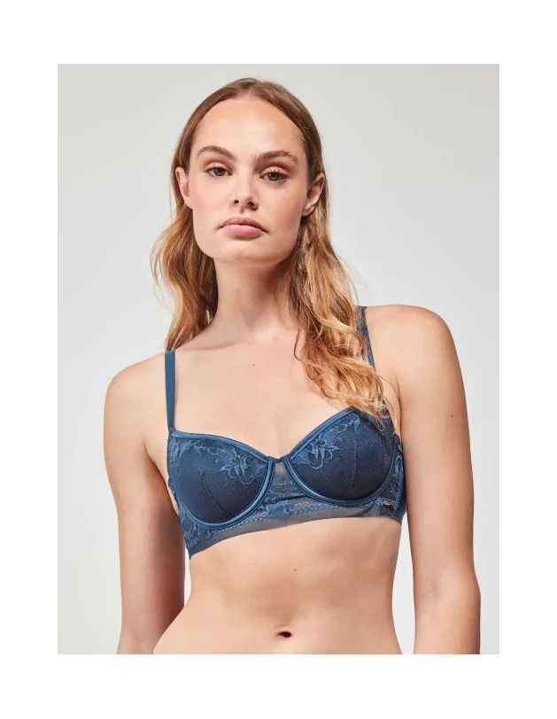 Sujetador capacidad con aro y foam para copas C...