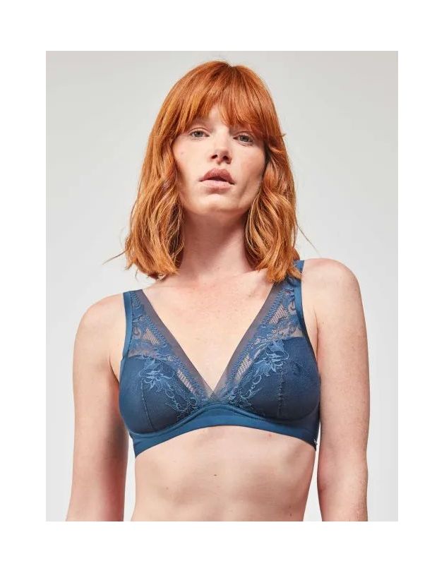 Sujetador sin aro en tejido de encaje ligero