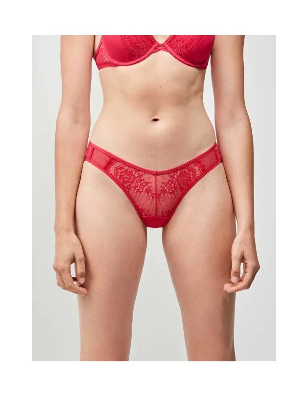 Braguita corte en V moderno y estilizado