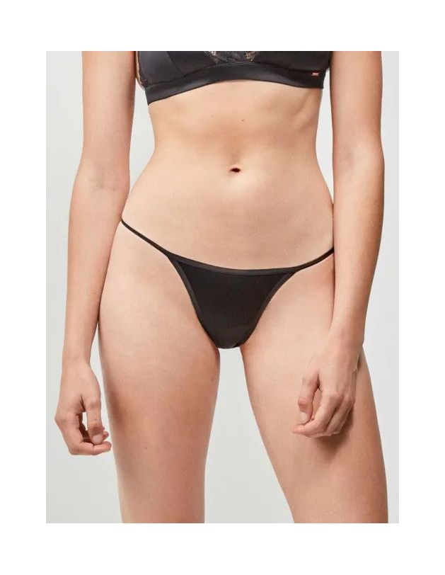 Braguita brasileña con tiras finas ajustables