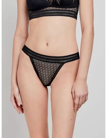 Braguita brasileña en jacquard de tul