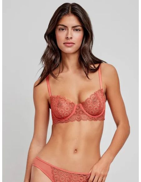 Sujetador balconette en tejido de encaje copas B,C y D