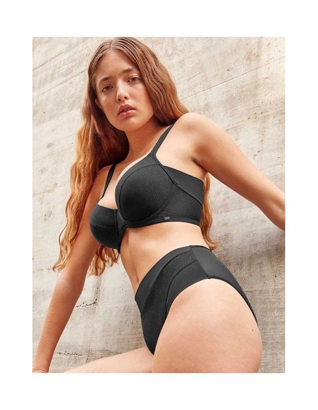 Sujetador de capacidad en color negro