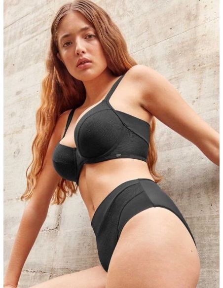 Sujetador de capacidad en color negro