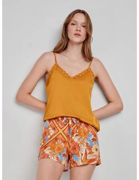 Camiseta de tirantes satinada gisela