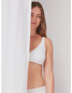 Sujetador triangular sin aro y foam extraíble