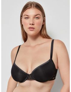 Sujetador con aro y copas de foam ultraligero