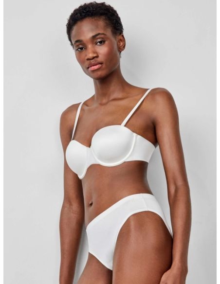 Braguita clásica con acabados termofusionados