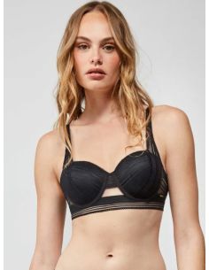 Sujetador balconette con elegante encaje