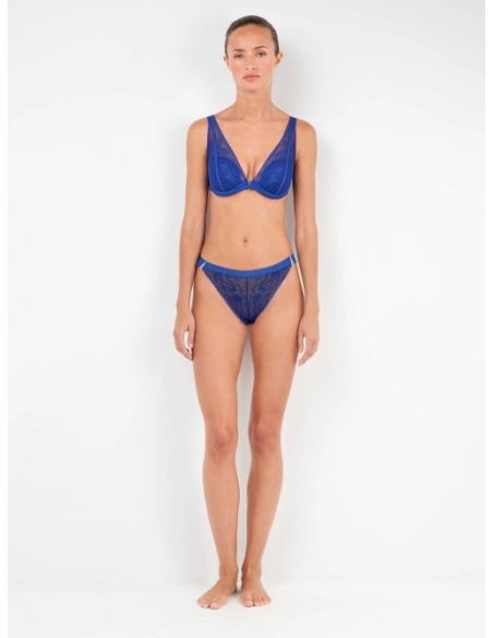 Sujetador bralette de encaje azul klein