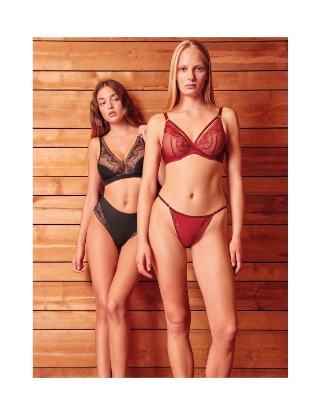 Sujetador bralette encaje floral efecto push up