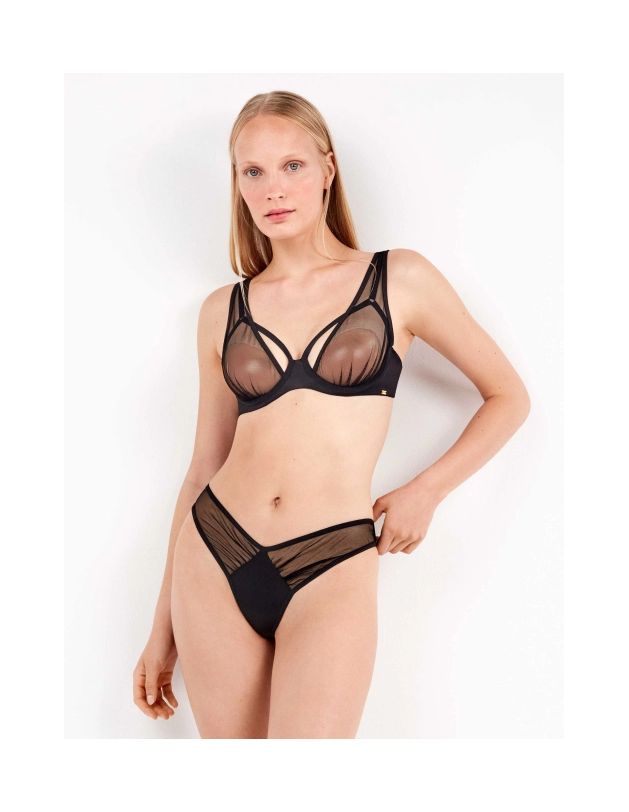 Sujetador en tul transparente