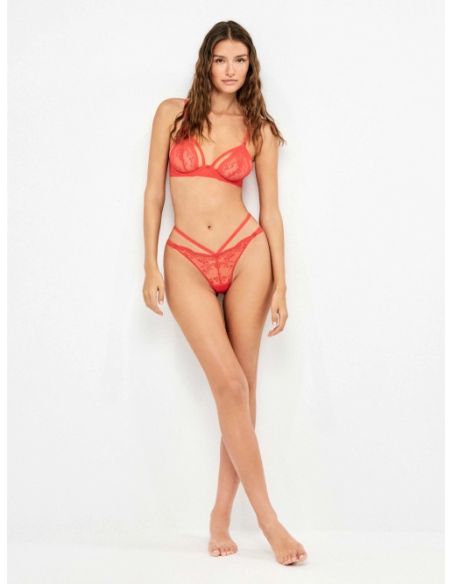 Braguita brasileña de encaje floral gisela