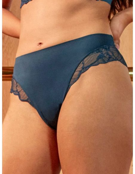 Braguita clásica encaje floral