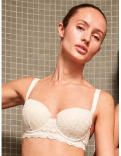 Sujetador capacidad encaje geométrico