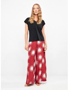 Camiseta de satén con escote y manga sisa gisela