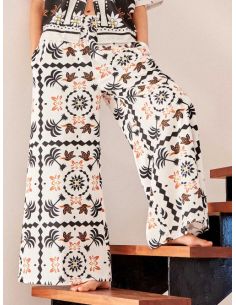 Pantalón largo en estampado tropical