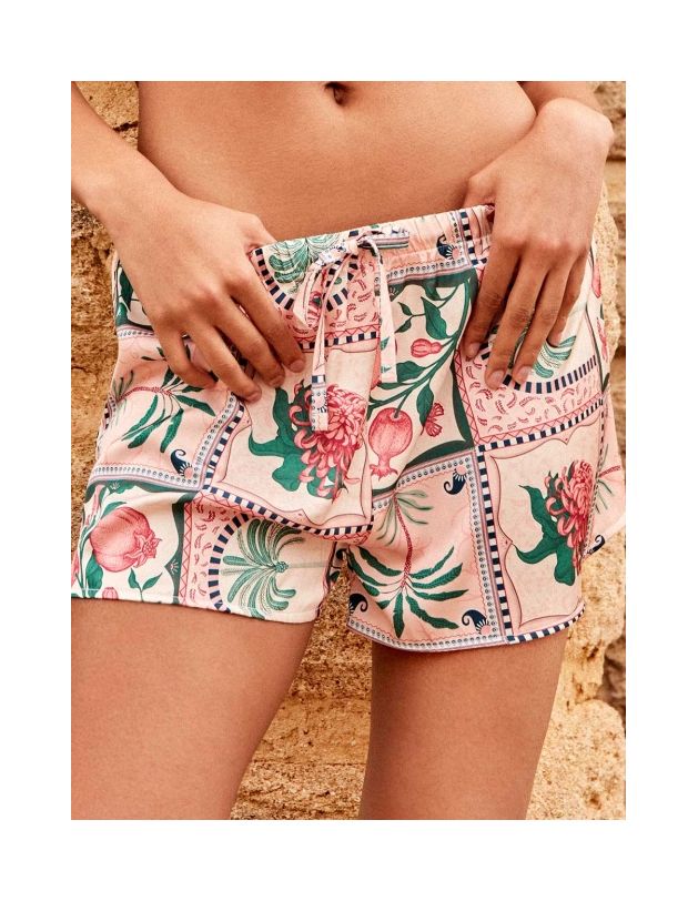 Short satén estampado mosaico floral tropical...