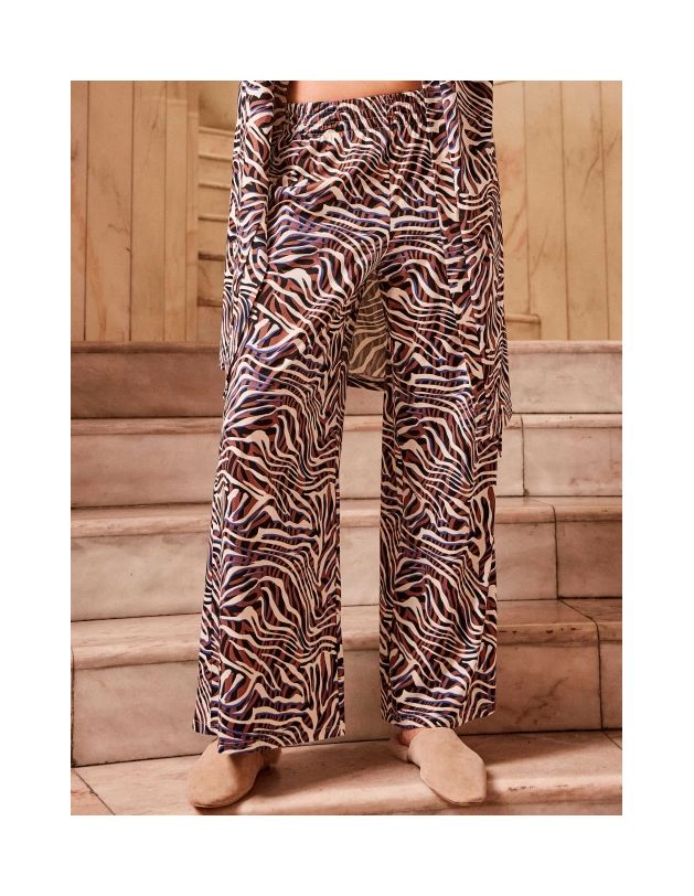 Pantalón largo estampado cebra