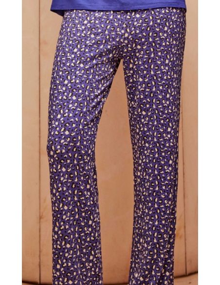 Pantalón largo estampado leopardo