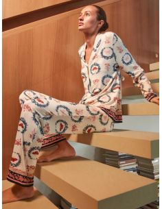 Pijama camisero estampado de mariposas
