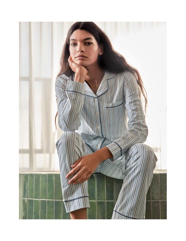 Pijama camisero de rayas con vivos a contraste