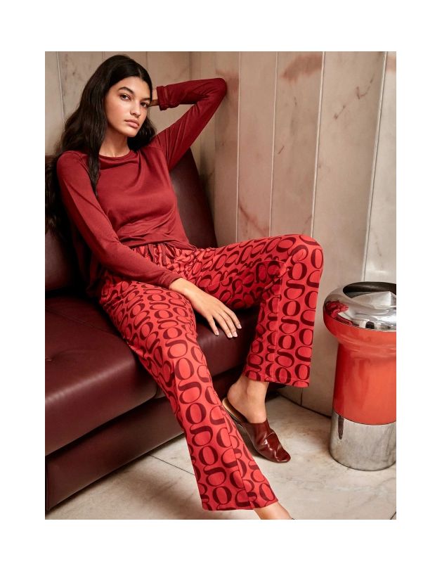 Pijama largo con pantalón estampado monograma