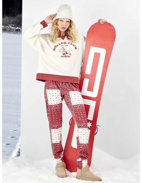 Pijama de Snoopy con pantalón estampado paisley