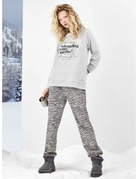 Pijama Sex And The City con pantalón estampado animal print