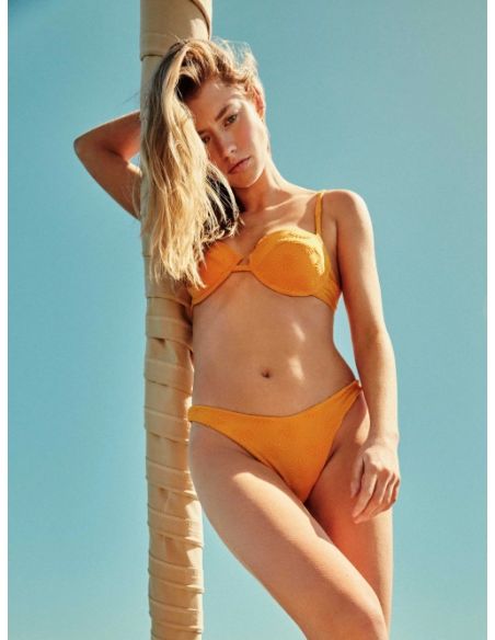 Top bikini bandeau tejido estructura soles