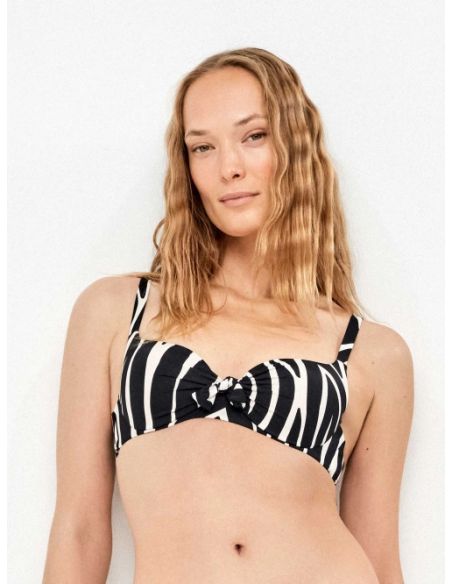 Top bikini capacidad en tejido estampado animal print cebra gisela