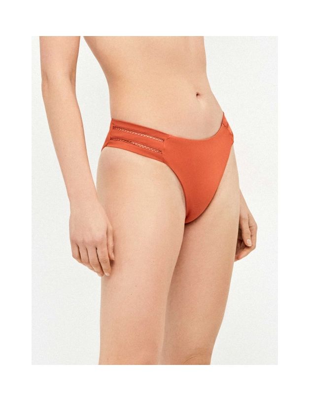 Braguita bikini clásica troquelado gisela