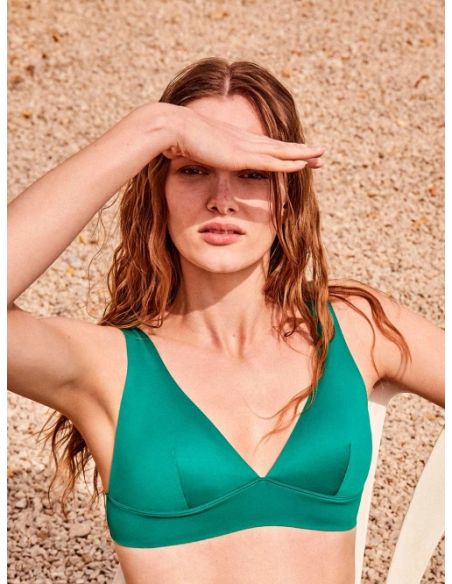 Top bikini triangular con foam high tech gisela