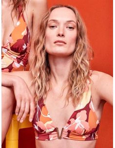 Top bikini triangular estampado geométrico gisela