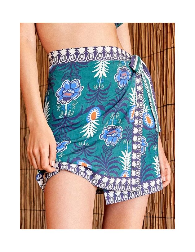 Falda corta con estampado piñas gisela