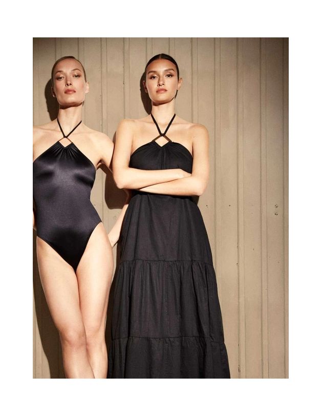 Vestido negro anudado en el cuello gisela