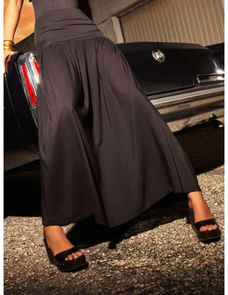 Vestido ligero multiposición en color negro beach party edition gisela